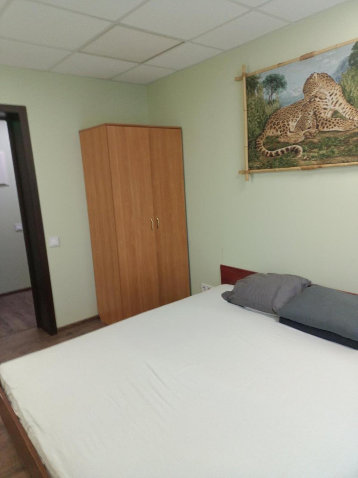 Hostel Krone Gok Zatishok Kiew Exterior foto