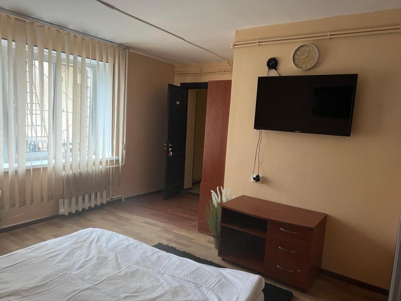 Hostel Krone Gok Zatishok Kiew Exterior foto